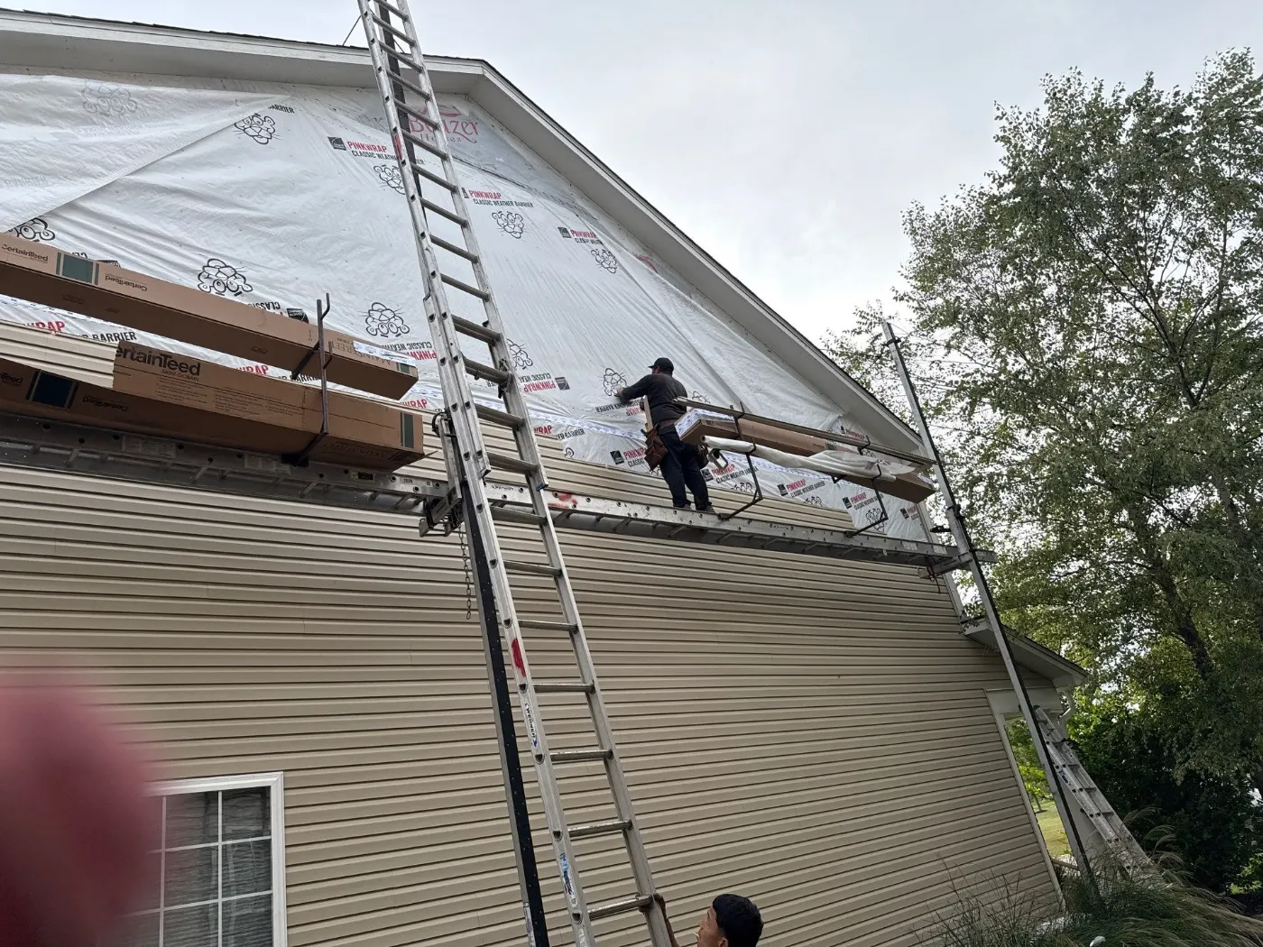 Manufacturer-certified roof installation in Springmill Villages